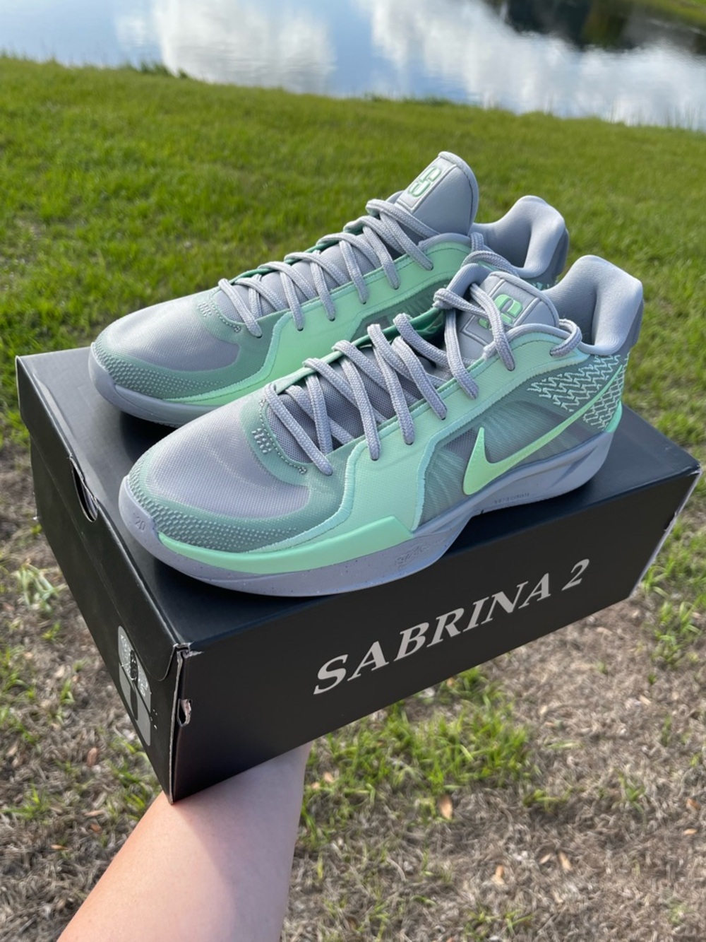 New In Box Nike Sabrina Ionescu LowTop Sneakers in Green & Gray Womans Size 10.5 - Picture 3 of 13